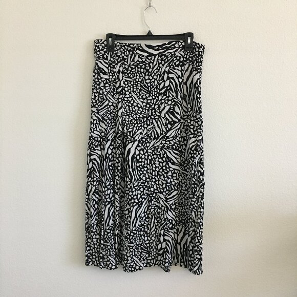 H&M Summer Midi Skirt Womens 10 Black and White Animal Print Viscose Slit Side - Picture 1 of 11